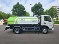 吸粪车